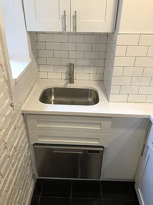 Rented by Sky Management | media 18