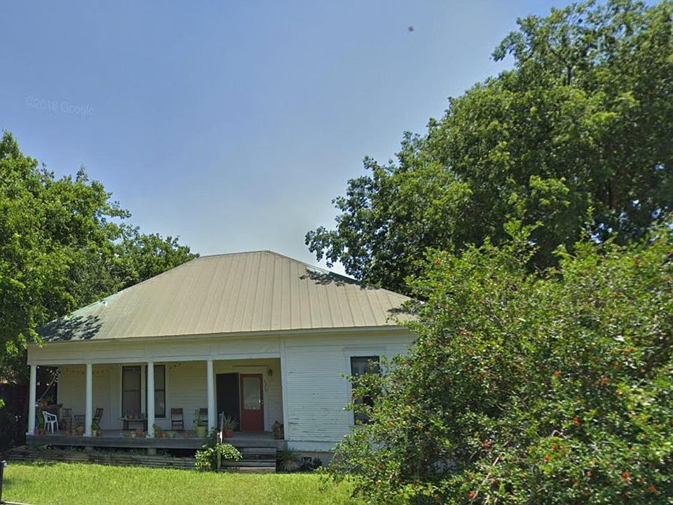 2nd image of 5609 Clay Ave #A