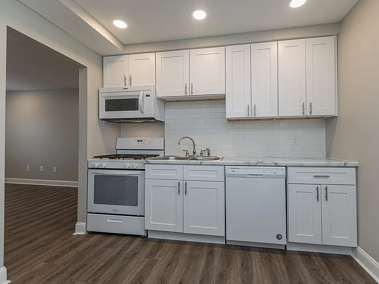 7310 Whittington Dr #16 — Photo 14