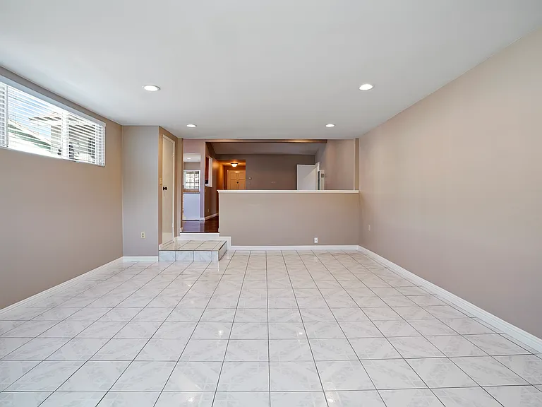 5000 Merrill St — Photo 10