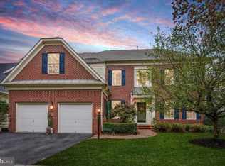 43988 Riverpoint Dr, Leesburg, VA