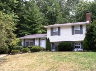 16123 Indus Dr, Woodbridge, VA 22191