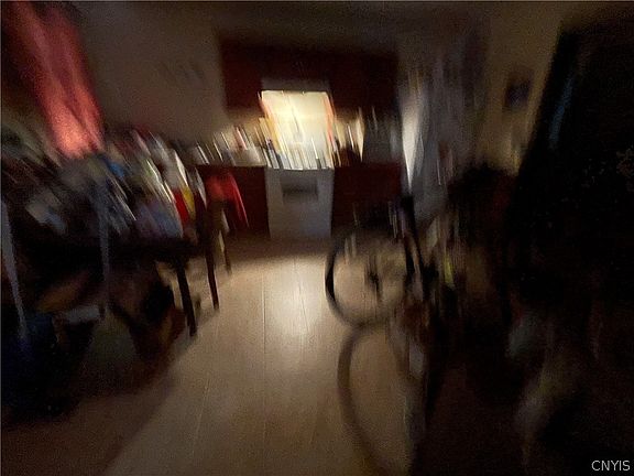 2nd image of 191 Madison St