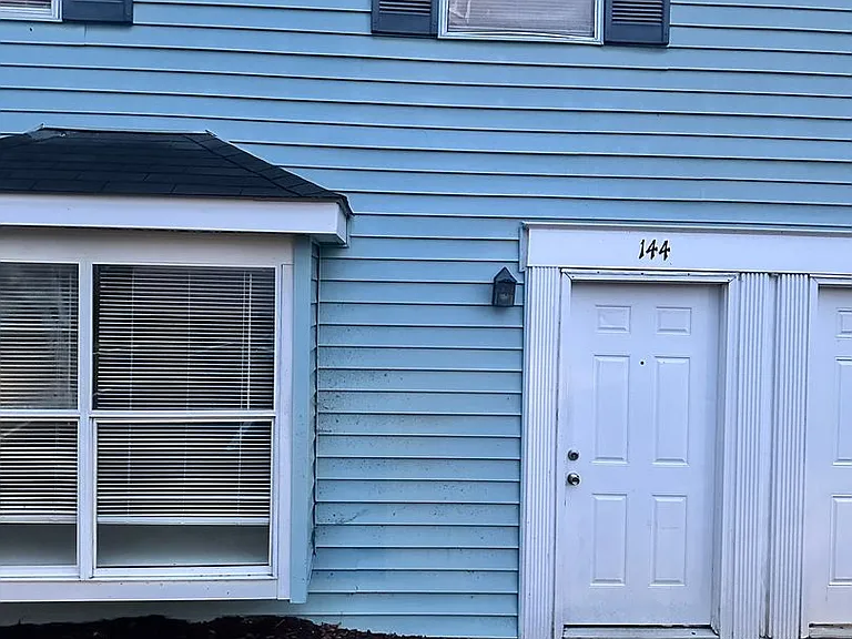 144 Clover Valley Cir — Photo 1