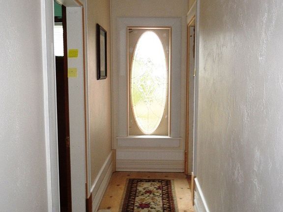 2nd image of 420 W 6th St