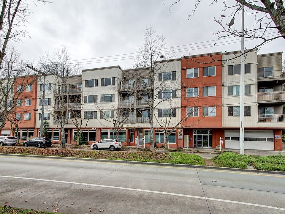 1st image of 3213 Harbor Ave SW Unit 304