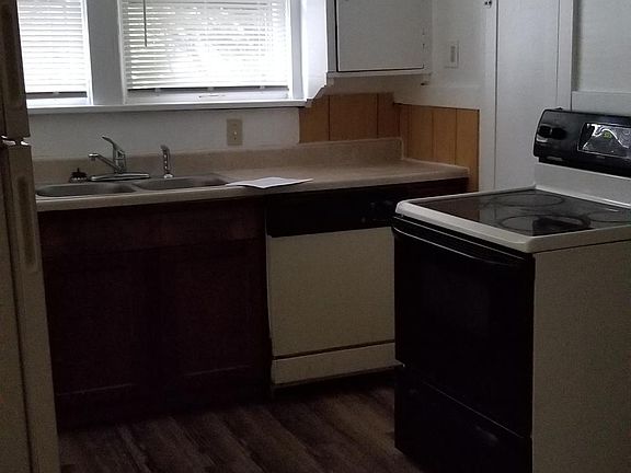 5th image of 315 Saint Louis Ave