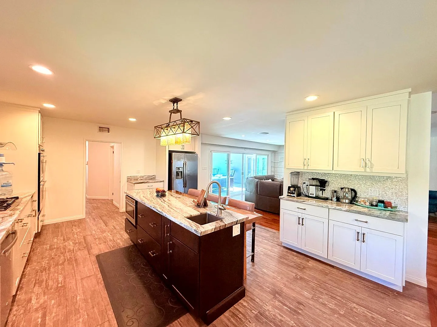Fantastic 4 Bed 4 Bath Home with Pool and Spa in Upper Ladera Heights — Photo 3