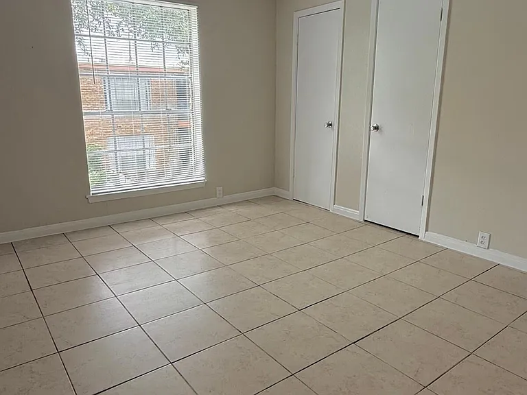 Southern Oaks Apartments — Photo 68