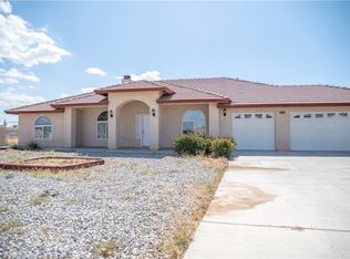12968 Central Rd, Apple Valley, CA 92308