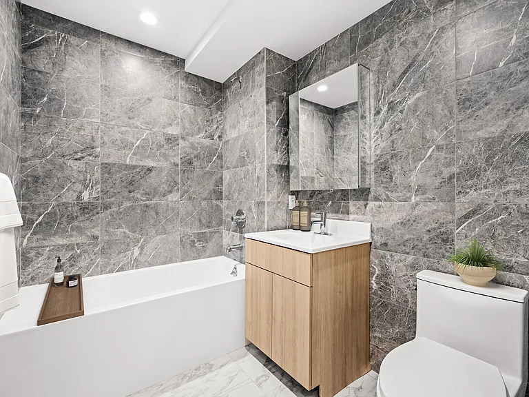 1233 Eastern Pkwy #7G — Photo 8