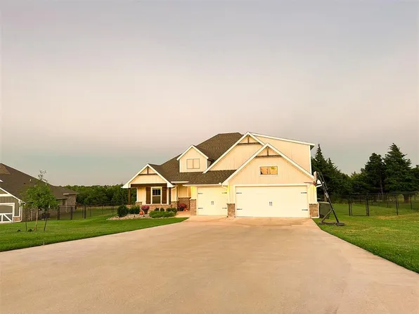 13420 Salt Grass Dr, Edmond, OK 73025