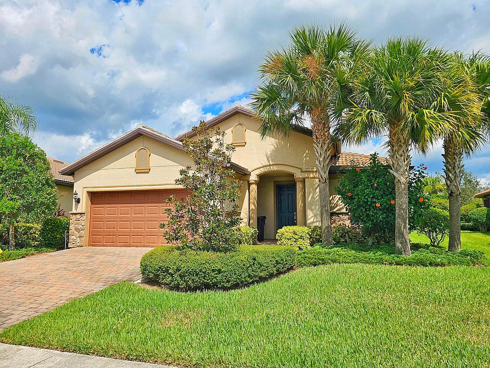 1st image of 223 SE Courances Drive