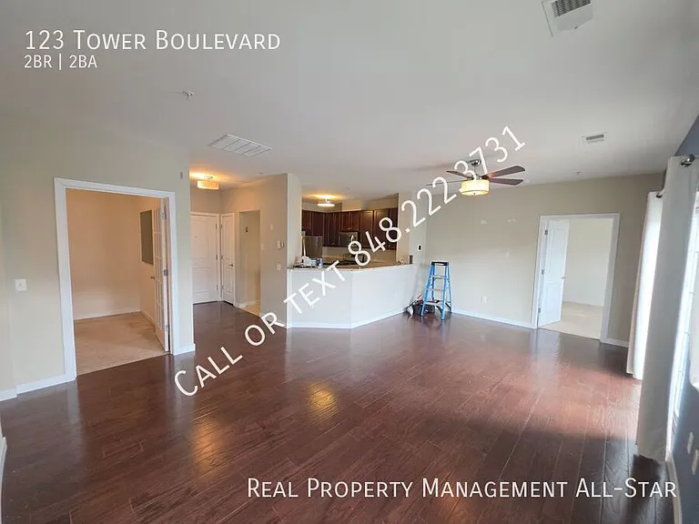 123 Tower Blvd — Photo 18