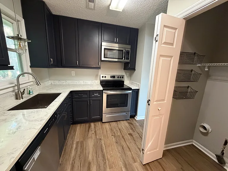 13901 Armond Cir SW — Photo 4