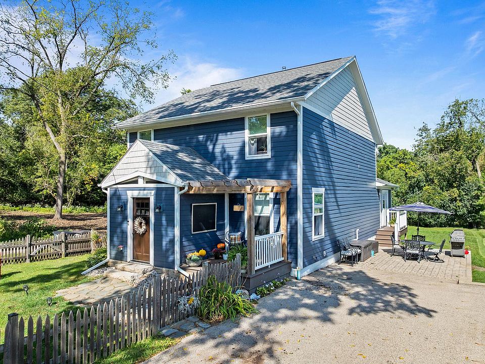 1st image of W3608 Glenmore AVENUE