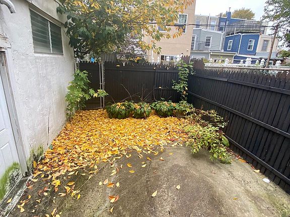 4th image of 1454-1454 E Wilt St #1456