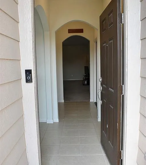 1223 Diamond Drape Dr — Photo 2