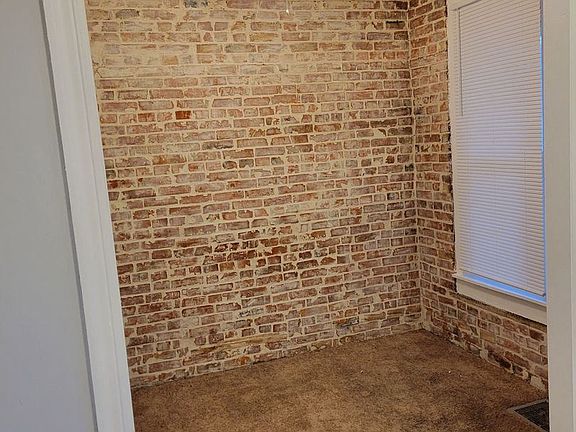 4th image of 3110 E 13th St #10799988