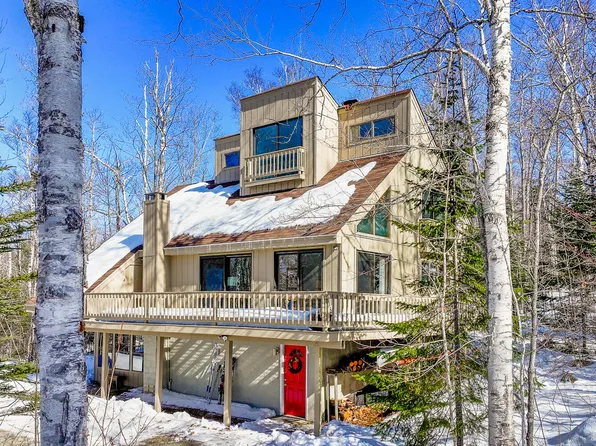 2011 Ridge View Road, Carrabassett Valley, ME 04947