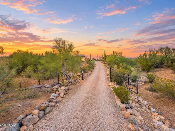 6760 W Ina Rd, Tucson, AZ 85743