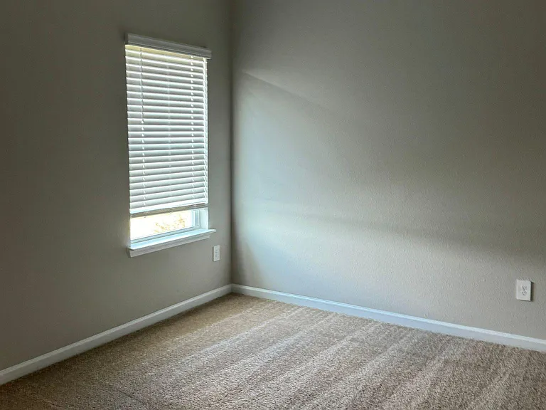657 Silver Landing Dr — Photo 47