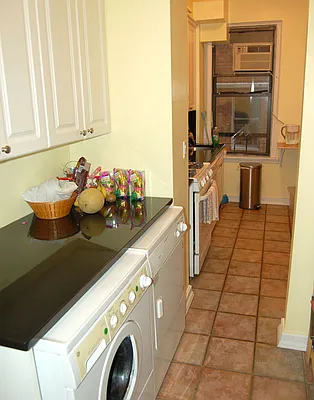 Rented by Stonecrest Realty | media 23