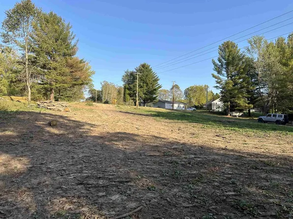 L16 Mockingbird Whippoorwill Court #16, La Valle, WI 53941