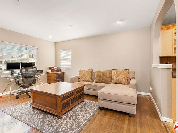 5th image of 15230 Marson St