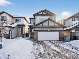 157 Woodhill Ln, Fort Saskatchewan, AB T8L 0L5