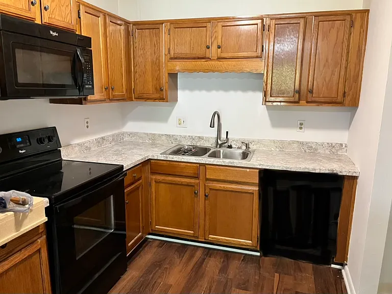 1334 Bellshire Terrace Dr — Photo 11