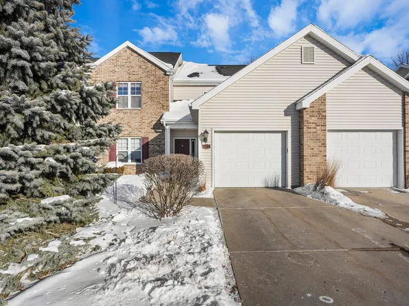 732 Dunn Avenue, Oregon, WI 53575