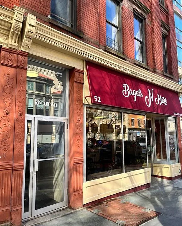 50 Main St #4R