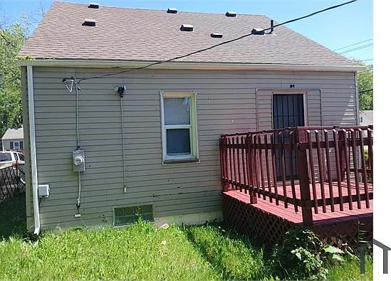 3 bed, $1,330 — Photo 4