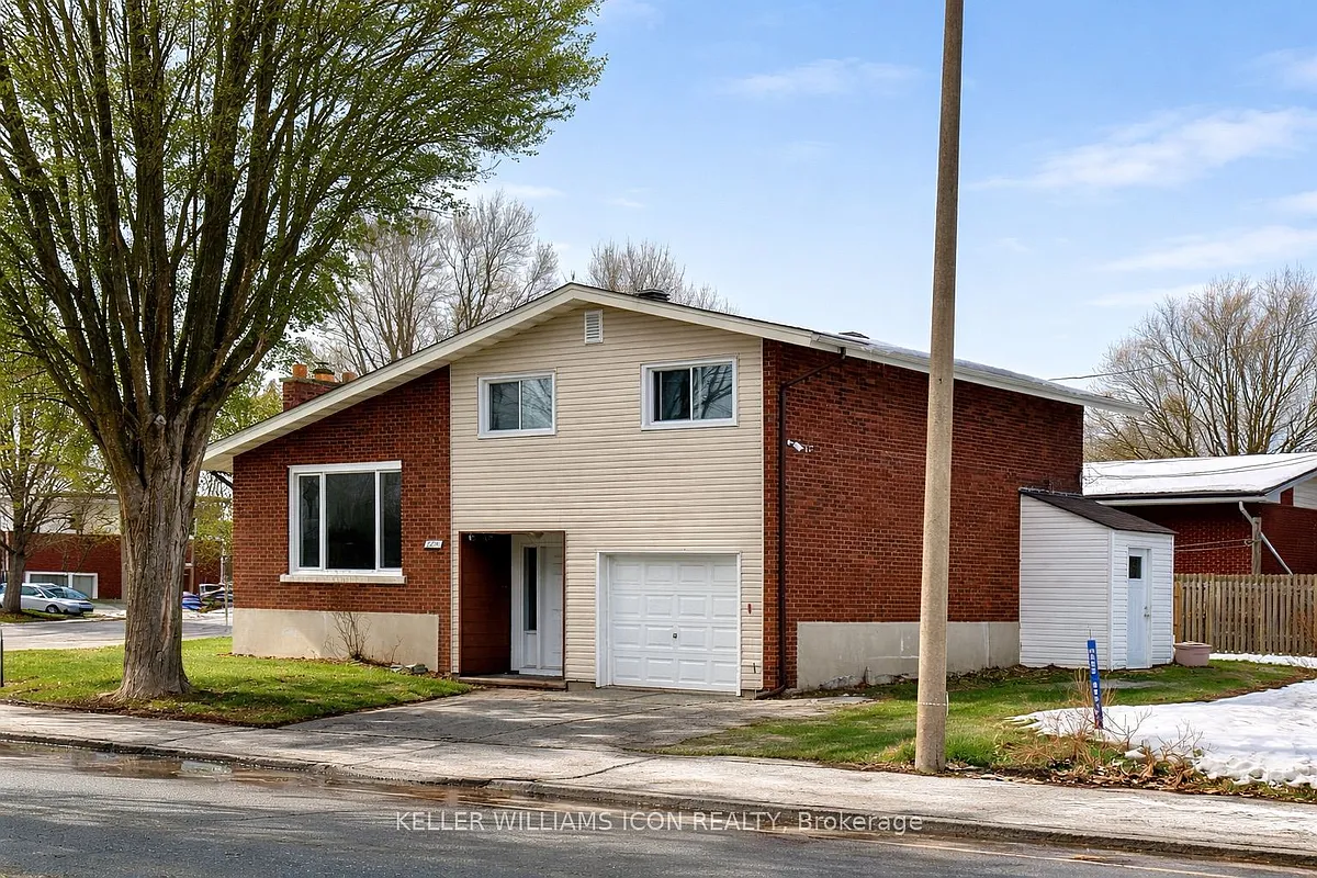 Building Photo - 2206 Navaho Dr #B