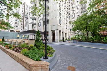 Rented by Peter Ashe