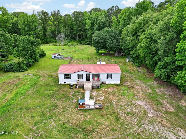 6954 Maple Road NW, Ash, NC 28420