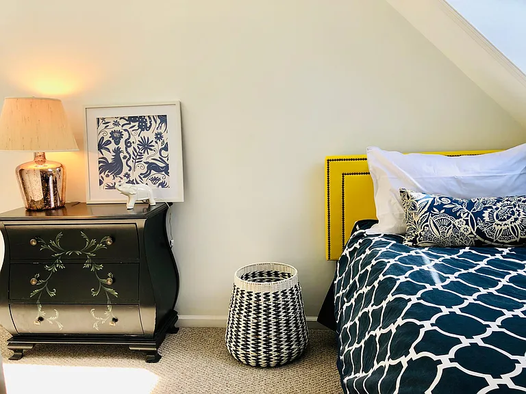 2 twin beds