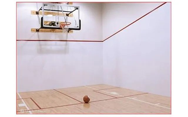 Rented by Douglas Elliman | media 22