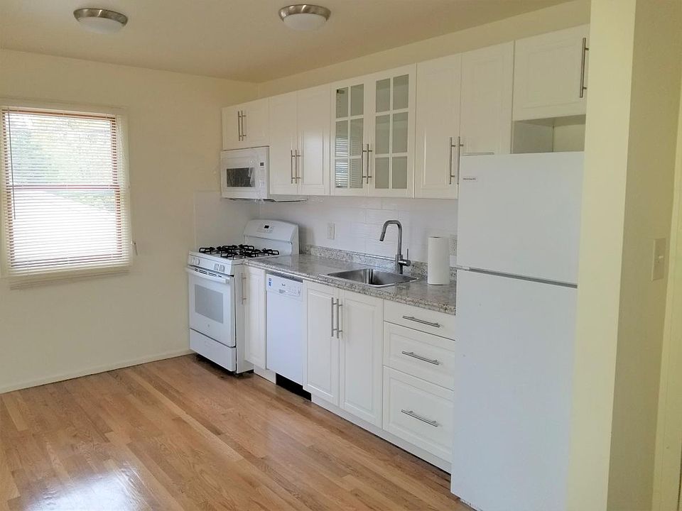 1st image of 400 Seaview Ave