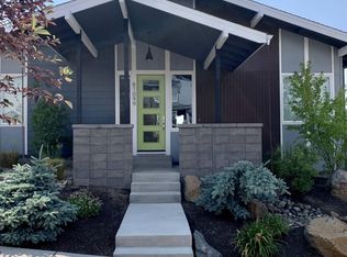 61099 SE Marble Mountain Ln, Bend, OR 97702