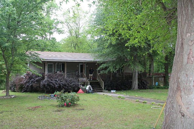 1st image of 193 Sparks Dr