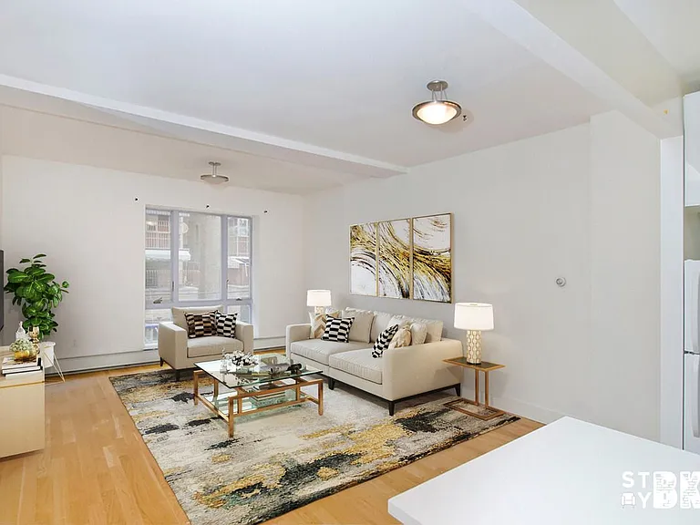 587 Flushing Ave #3A — Photo 1