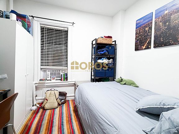 5th image of 32 Grand St APT 17
