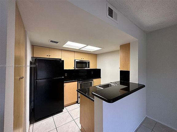 3rd image of 3193 Coral Lake Dr #3193