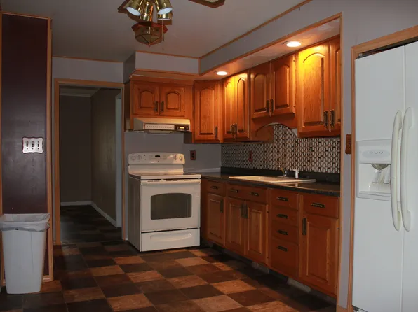 103 N Scandia, Alpha, IL 61413