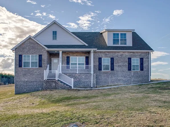 2700 Autumn Woods Trl, Cookeville, TN 38501