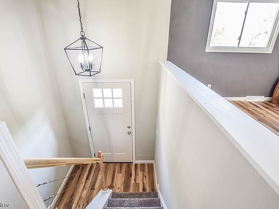 2nd image of 10021 N Delmonte Blvd
