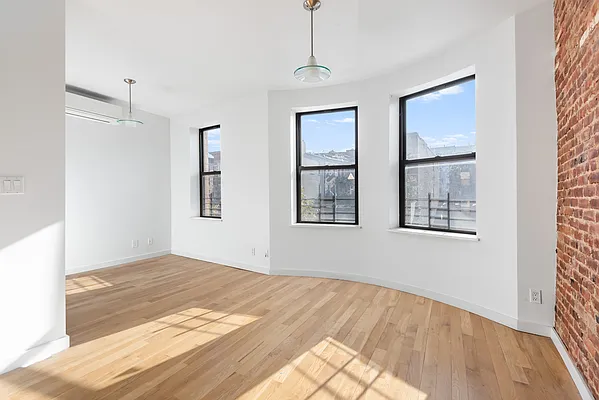 Rented by Corcoran | media 10