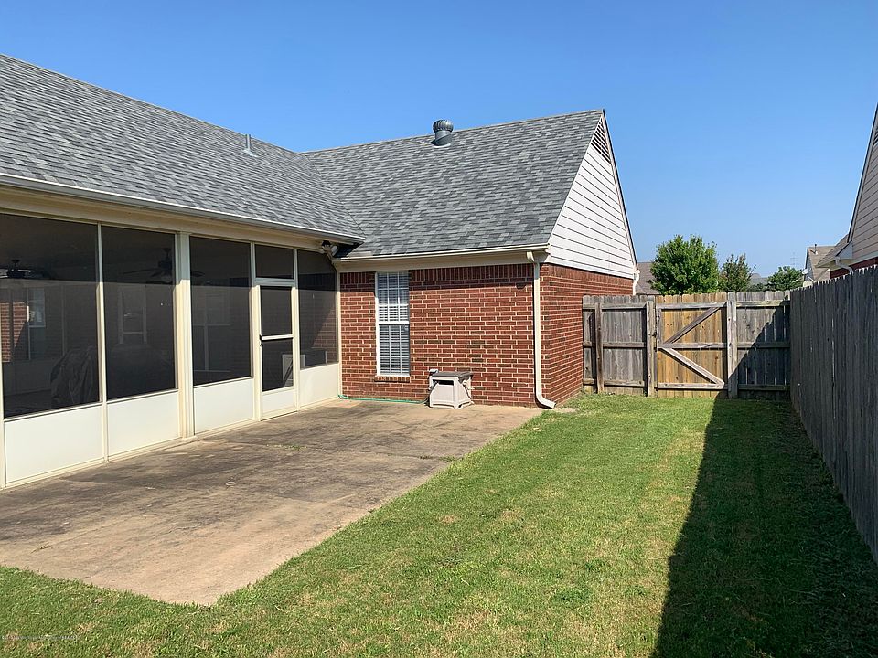 1st image of 6886 Kentbrook Dr
